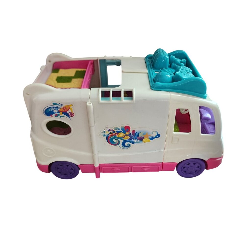 Fisher-Price loving family 2011 beach rv Camper Van Playset Vehicle